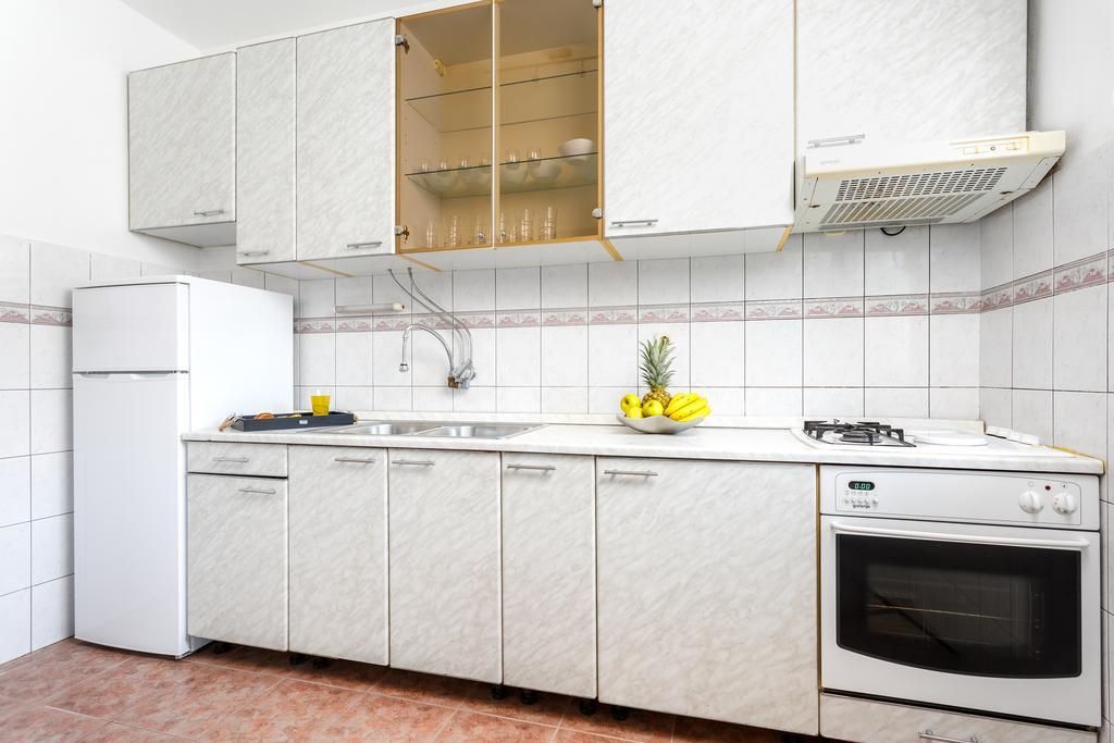 מרינה Holiday Home Iris מראה חיצוני תמונה